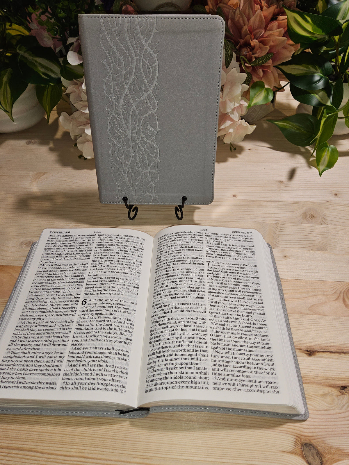 Gray Large Print KJV Bible with PU Leather Cover